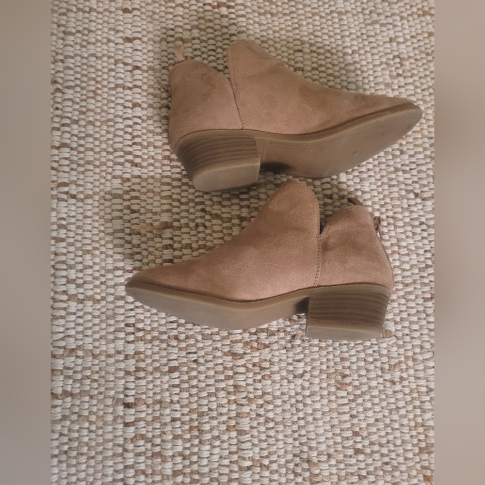 Girls Sz 3 Old Navy Ankle Boots